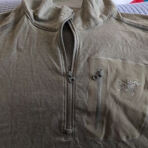 Arc'teryx Men's Olive Green base layer merino wool